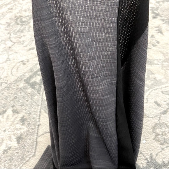 NWT Old Navy Two-Tone Mesh Performance Pullover Hoodie for Boys - Picture 6 of 6